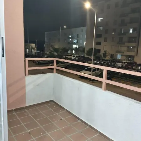 Hotel En *